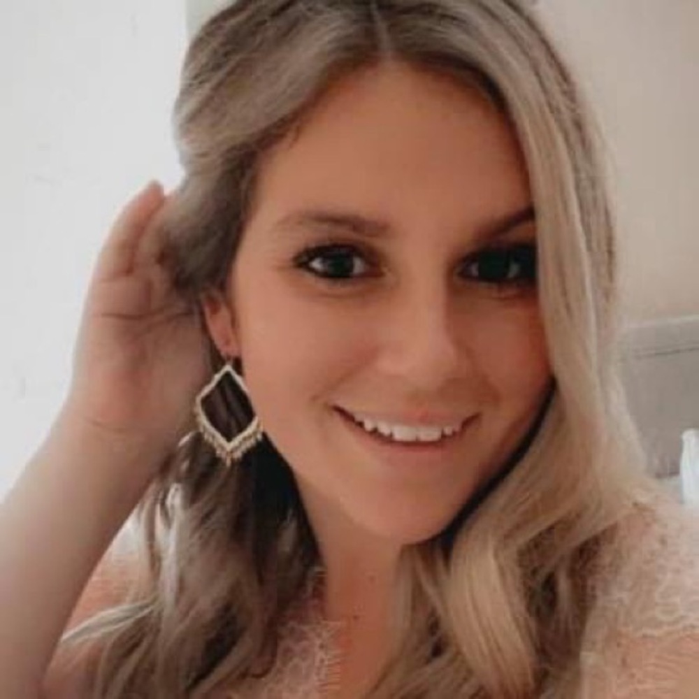 Meet your Posher, Sydney